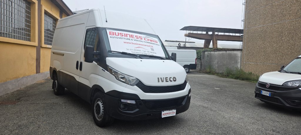 Iveco Daily 35S15 2.3 JTD 146 CV Vano di carico 3,20 m